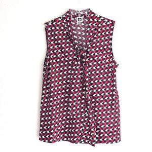Anne Klein Elegant Geometric Red White and Black Sleeveless Top